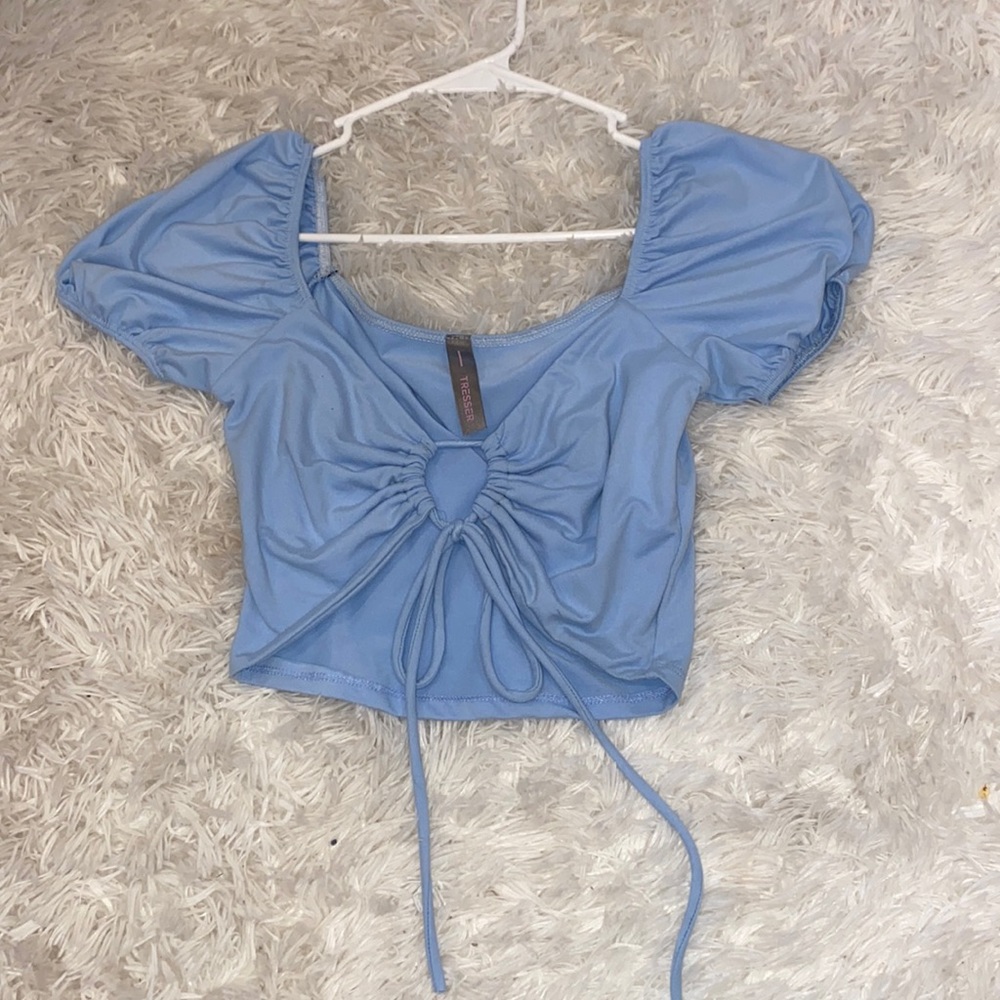 tresser top light blue perfect condition